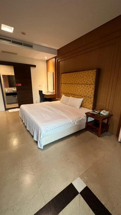 Charming Motel Hualien Extérieur photo