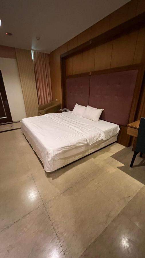 Charming Motel Hualien Extérieur photo