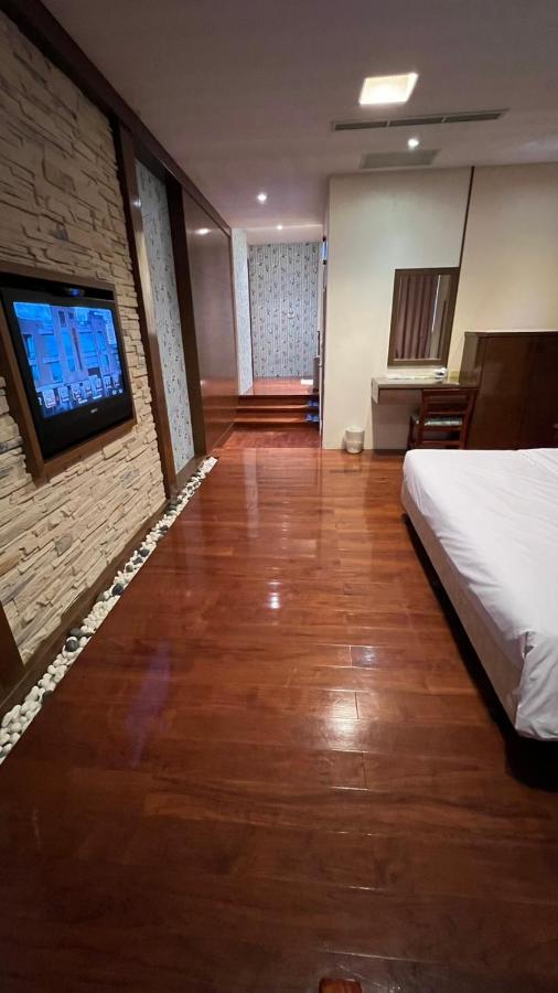 Charming Motel Hualien Extérieur photo