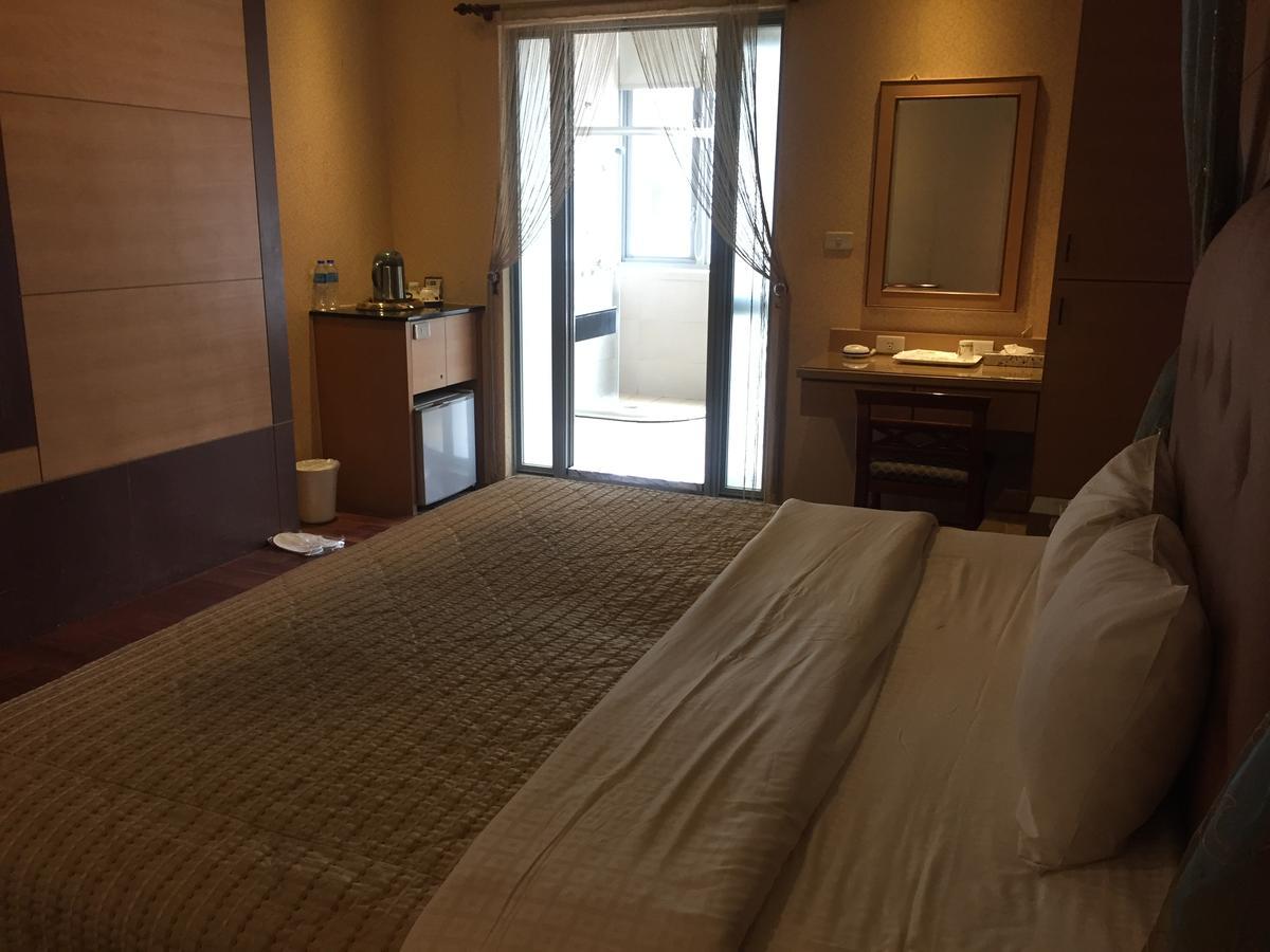 Charming Motel Hualien Extérieur photo