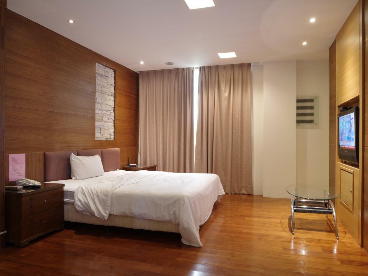 Charming Motel Hualien Extérieur photo